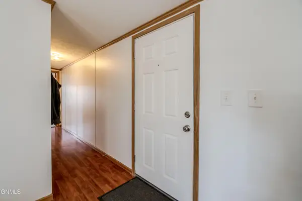 4755 British Drive, Bismarck, ND 58503