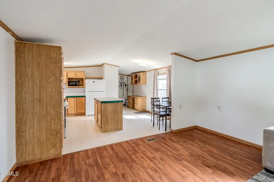 4755 British Drive, Bismarck, ND 58503 - #2