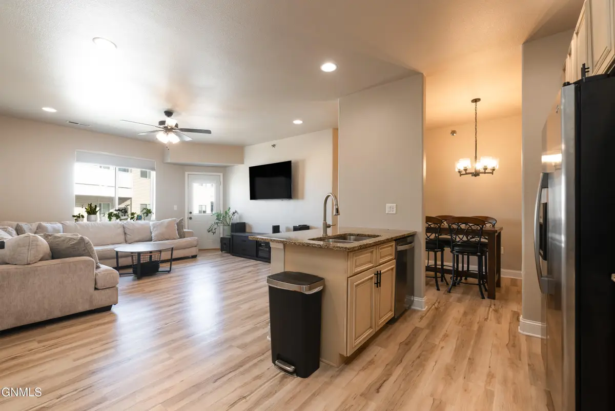 4916 Ottawa Street #5, Bismarck, ND 58503 - #1