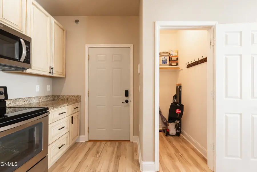 4916 Ottawa Street #5, Bismarck, ND 58503 - #2