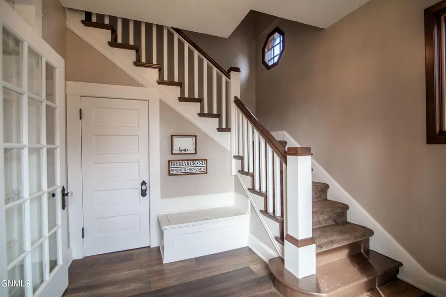 916 Anderson Street, Bismarck, ND 58501 - #2