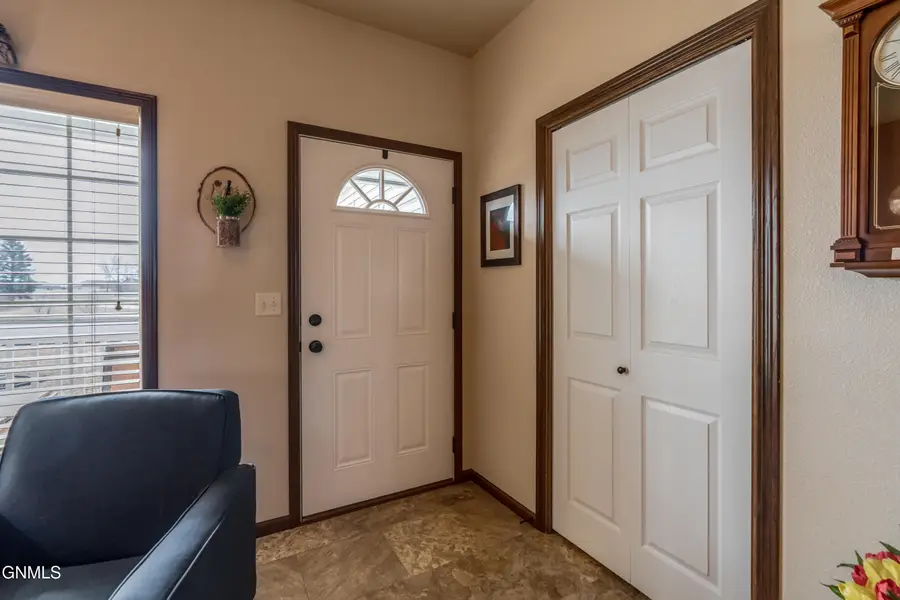 342 Lorrain Drive, Bismarck, ND 58503 - #2