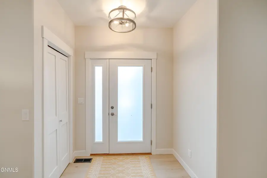 4314 Downing Street, Bismarck, ND 58504 - #3