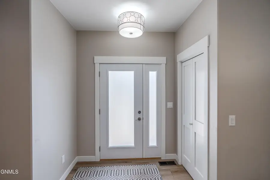 4312 Downing Street, Bismarck, ND 58504 - #3