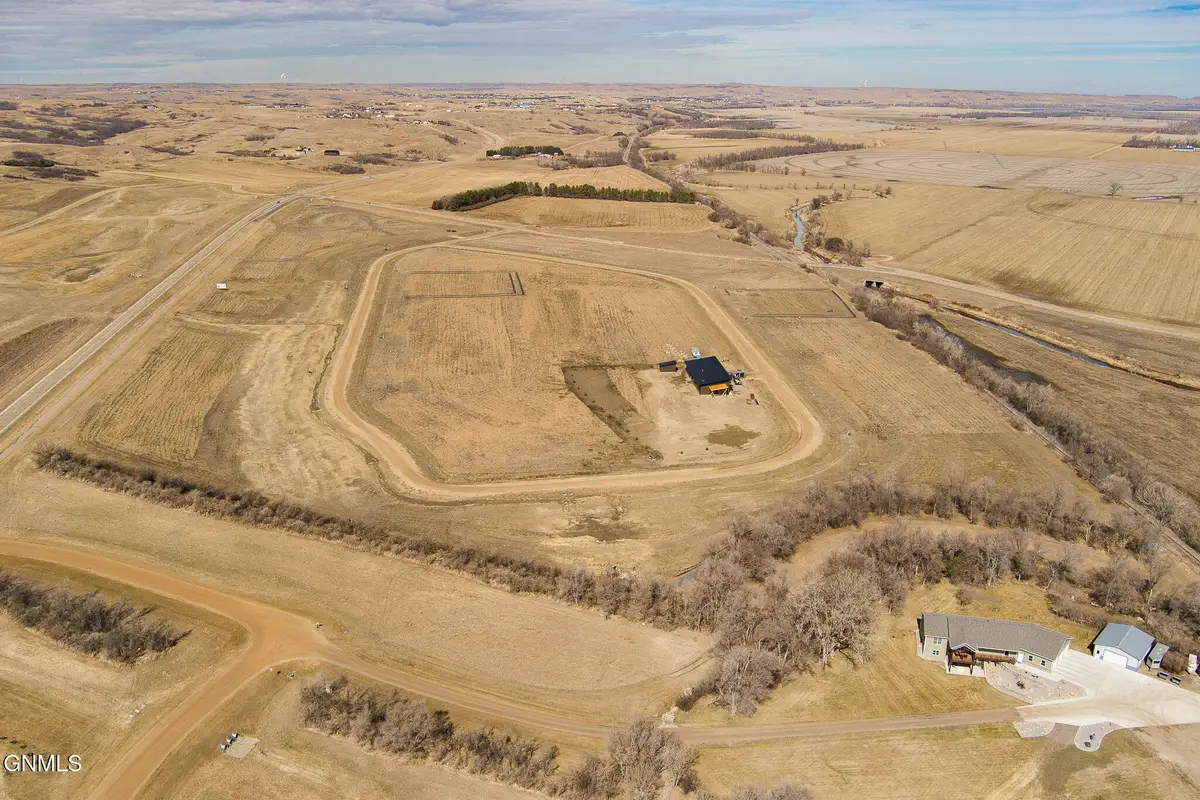 3521 Honey Loop, Mandan, ND 58554 - #1