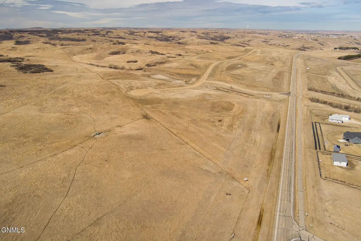 3515 Rhone Drive, Mandan, ND 58554 - #1