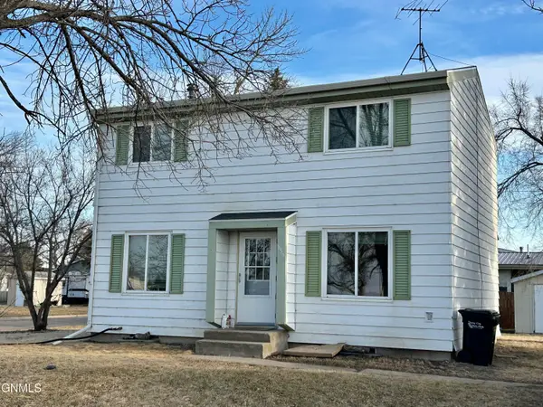 856 6th Street Se, Valley City, ND 58072
