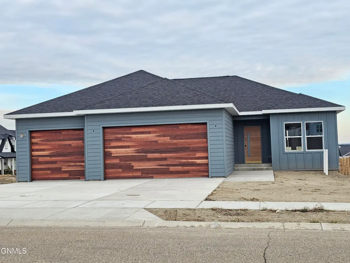 3016 28th Court W, Williston, ND 58801 - #1