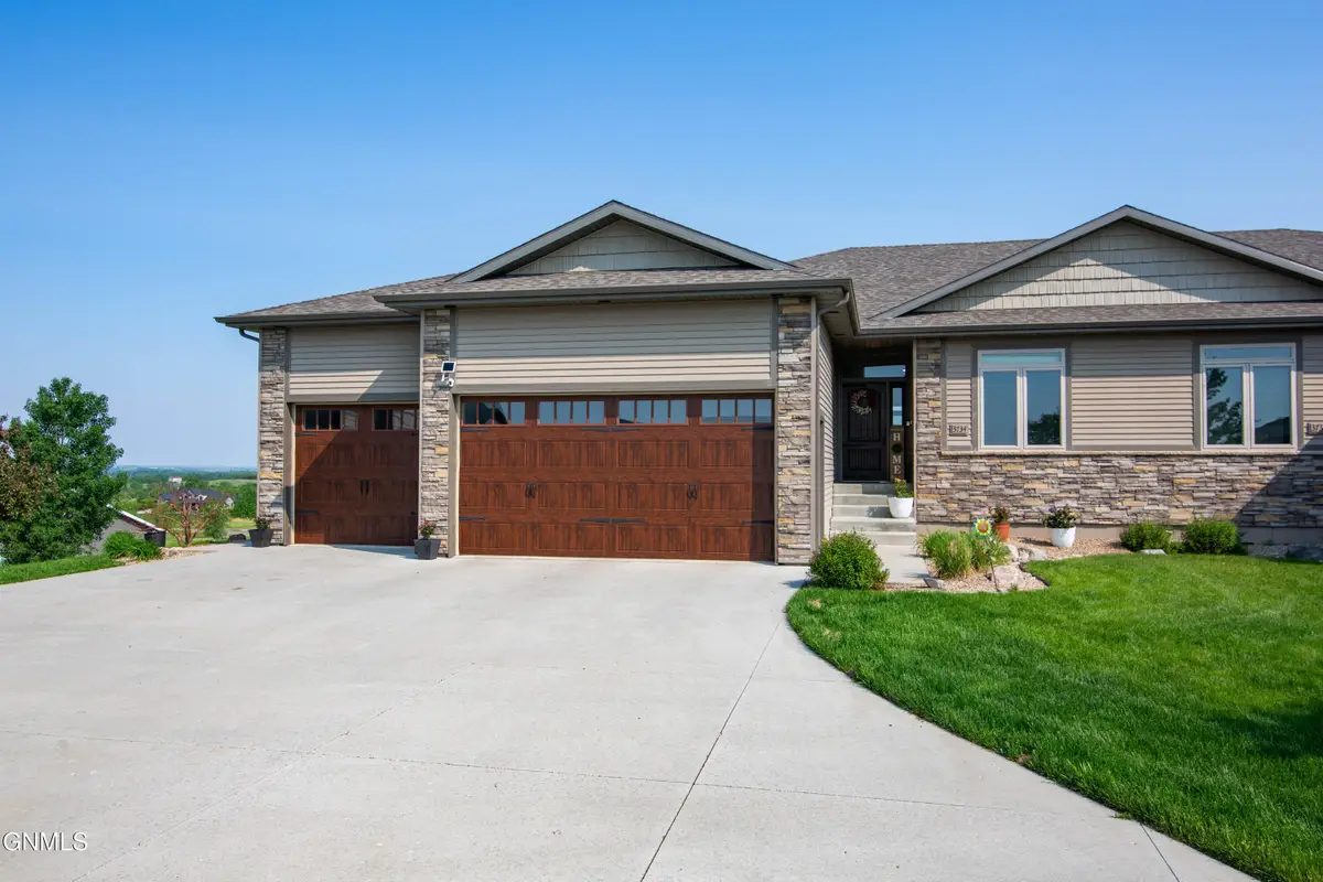 3734 Bogey Drive, Bismarck, ND 58503 - #1