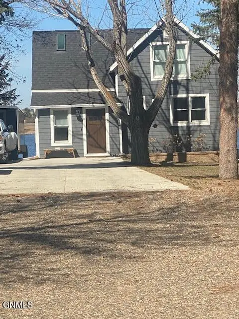 8 Patterson Lake Drive, Dickinson, ND 58601 - #3