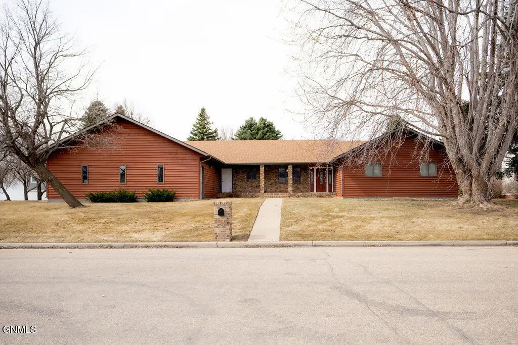 235 20th Avenue Ne, Jamestown, ND 58401 - #1