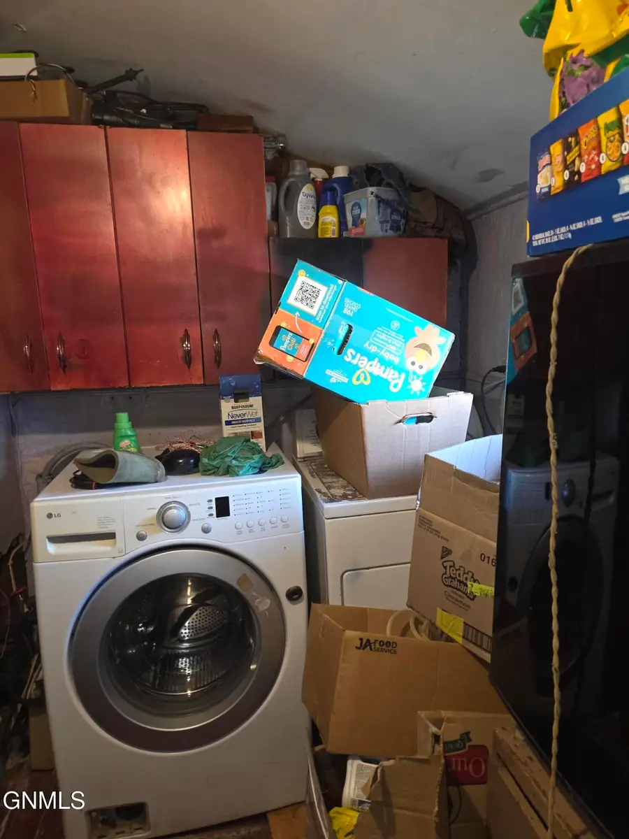 112 4th Street S, Glen Ullin, ND 58631 - #3