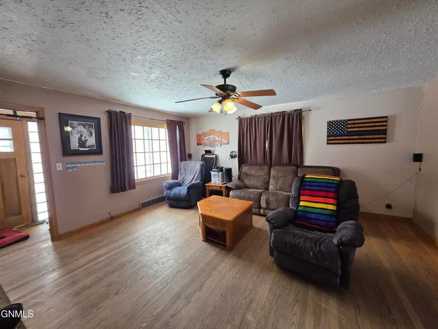 512 1st Street S, Ellendale, ND 58436 - #3