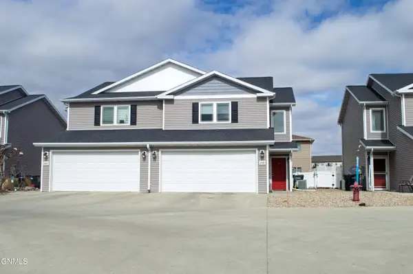 2601 Douglas Place Se, Mandan, ND 58554