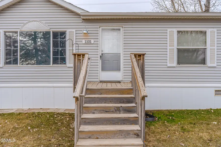 1119 University Drive #1101, Bismarck, ND 58504 - #2