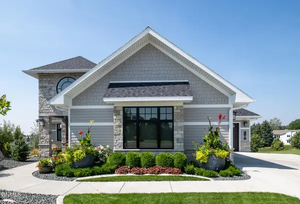 3212 Aspen Lane, Bismarck, ND 58503