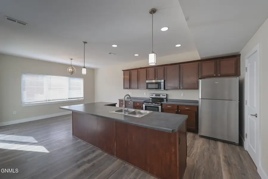2725 28th Street W, Williston, ND 58801 - #2