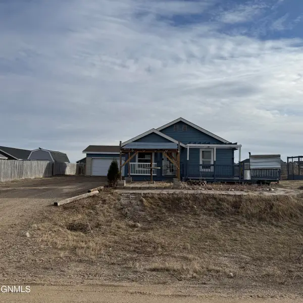 13836 Stanley Street Nw, Williston, ND 58801