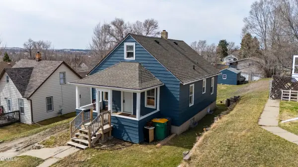 507 2nd Avenue Ne, Mandan, ND 58554