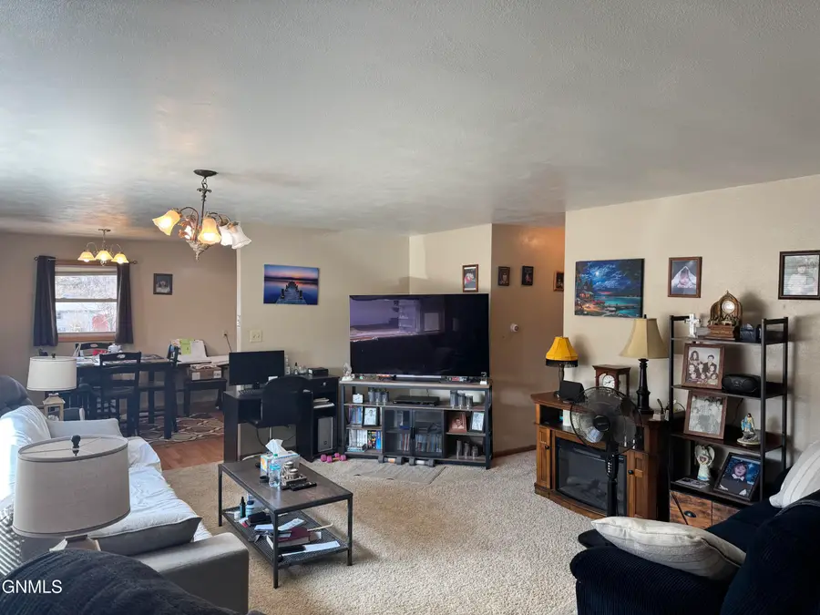 222 7th Street Nw #222, Jamestown, ND 58401 - #3