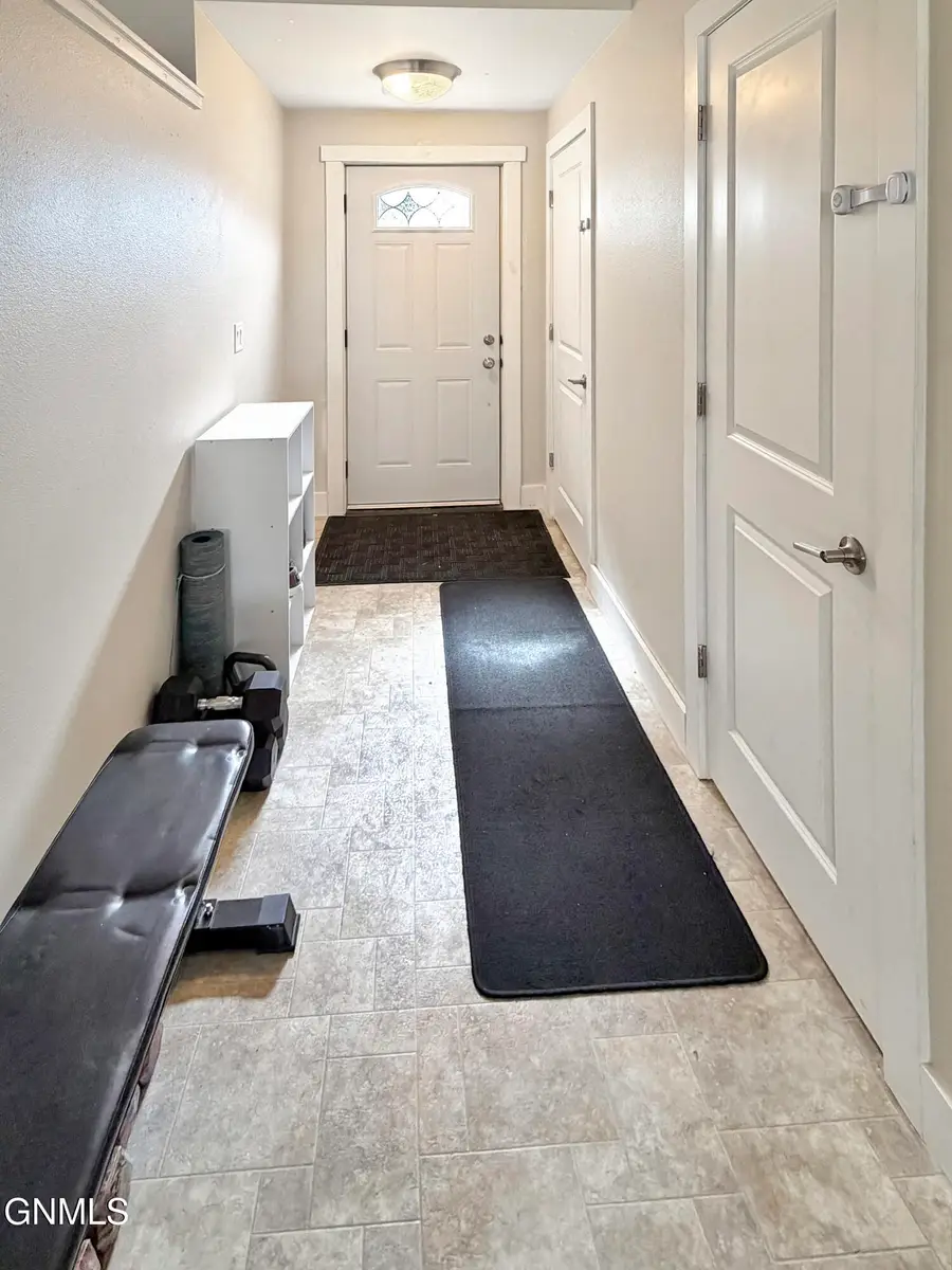 2810 27th Street W, Williston, ND 58801 - #3