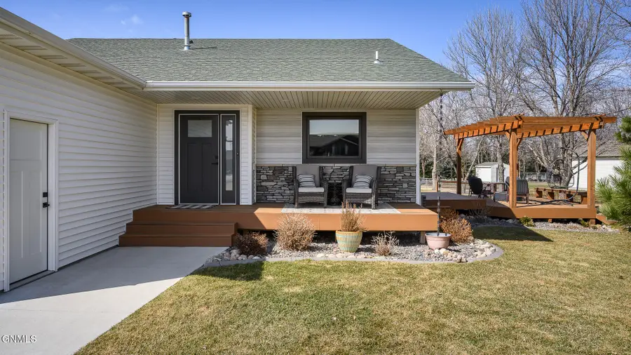 3532 Kingsford Drive, Bismarck, ND 58504 - #2