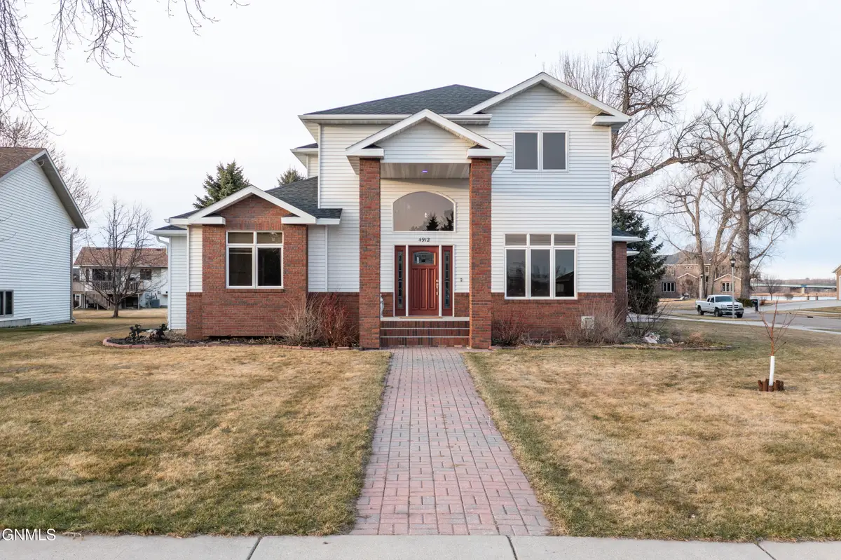 4912 Inlet Bay Drive Se, Mandan, ND 58554 - #1