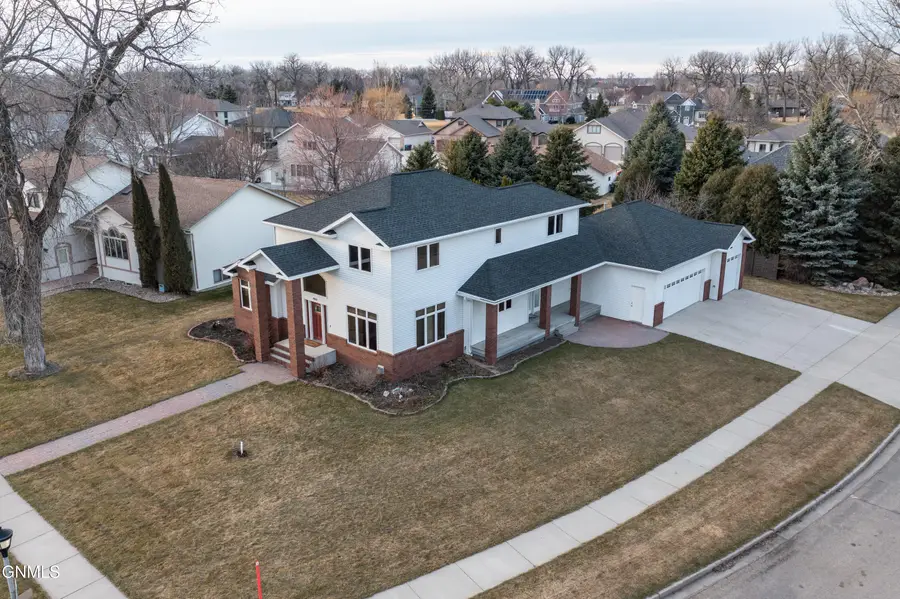 4912 Inlet Bay Drive Se, Mandan, ND 58554 - #2