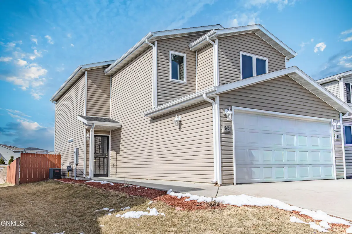 945 Madison Lane, Bismarck, ND 58503 - #1