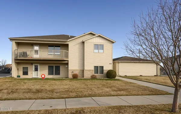 806 Bridgeport Drive #1, Bismarck, ND 58504