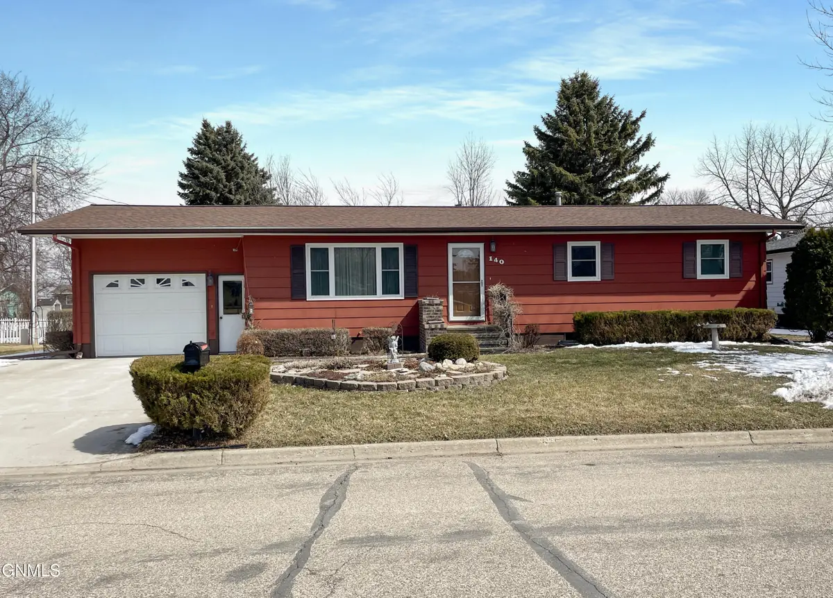 140 2nd Avenue N, Carrington, ND 58421 - #1