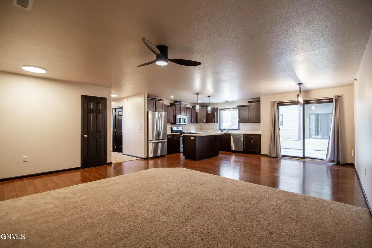 3415 Hamilton Street #4, Bismarck, ND 58503 - #1