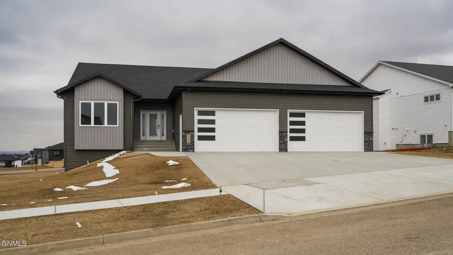 2003 Antler Avenue, Bismarck, ND 58503 - #2