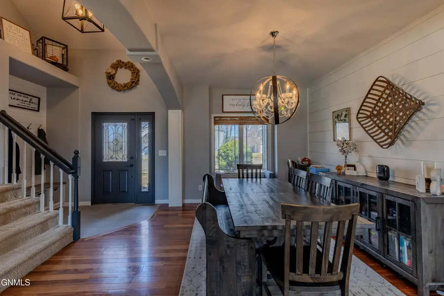 3311 Heartwood Drive Se, Mandan, ND 58554 - #3