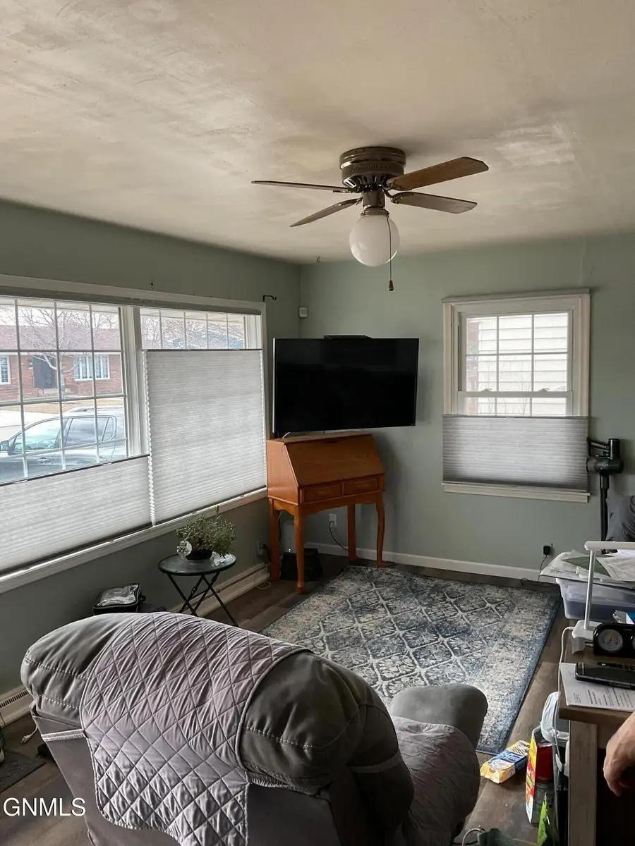 1414 1st Avenue E, Williston, ND 58801 - #2