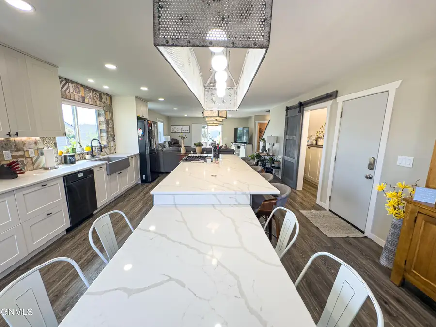 1817 25th Street W, Williston, ND 58801 - #3