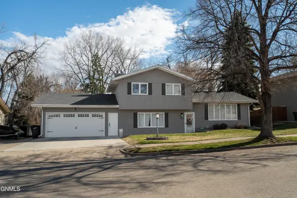 300 Telstar Drive, Bismarck, ND 58503