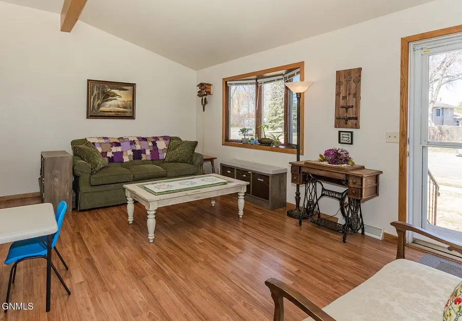 621 Garden Drive, Bismarck, ND 58504 - #3