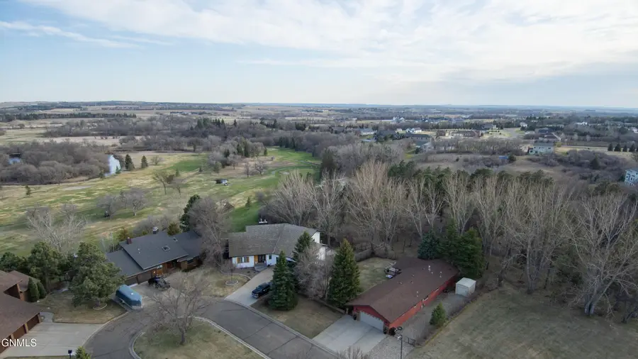 94 Country Club Drive, Bismarck, ND 58501 - #2