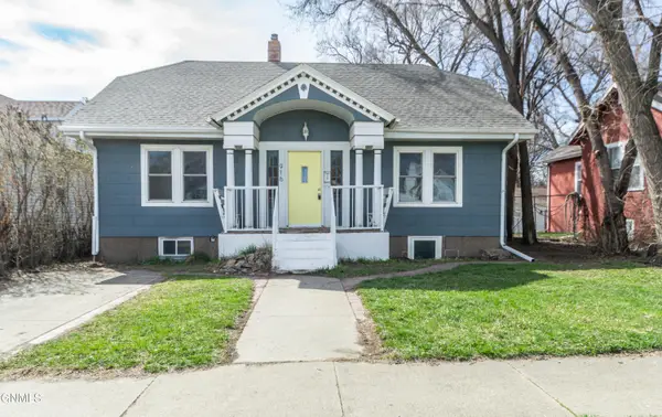 916 8th Street N, Bismarck, ND 58501