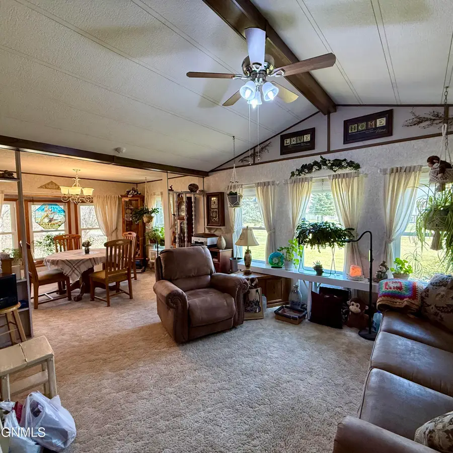 4007 2nd Avenue E, Williston, ND 58801 - #2