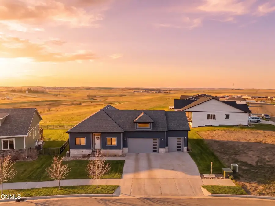 1924 Granite Road, Watford City, ND 58854 - #2