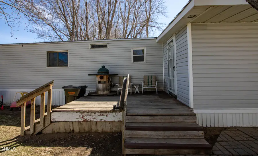 330 Bedford Boulevard, Bismarck, ND 58504 - #2