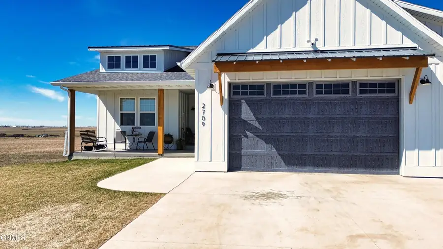 2709 44th Avenue W, Williston, ND 58801 - #2