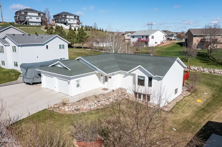 3432 Crocus Avenue, Bismarck, ND 58501 - #3