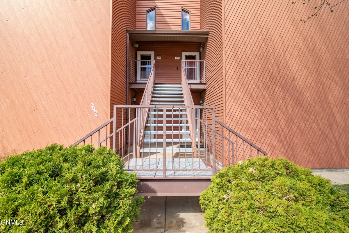 3088 Manchester Street, Bismarck, ND 58504 - #1