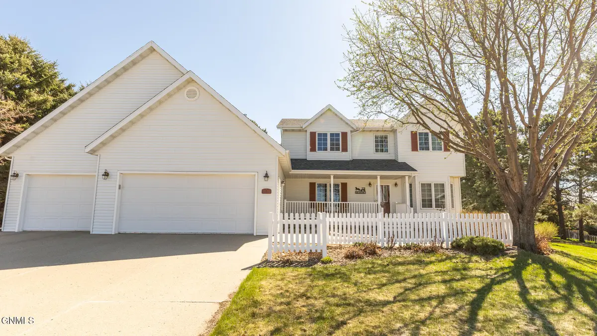 2533 Sharps Place, Bismarck, ND 58503 - #1