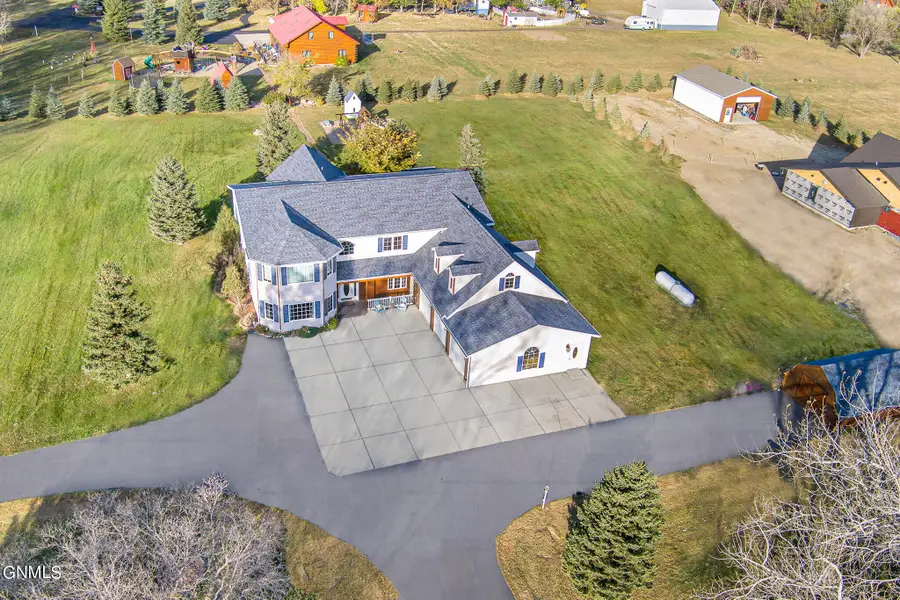 4310 Fernwood Drive, Bismarck, ND 58503 - #2