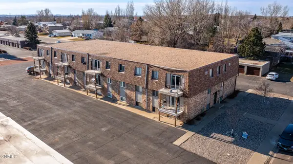 671 24th Street W #22, Dickinson, ND 58601