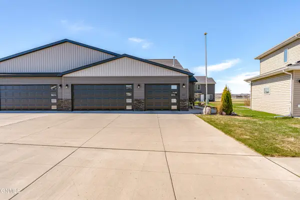 3805 Gale Circle Se, Mandan, ND 58554